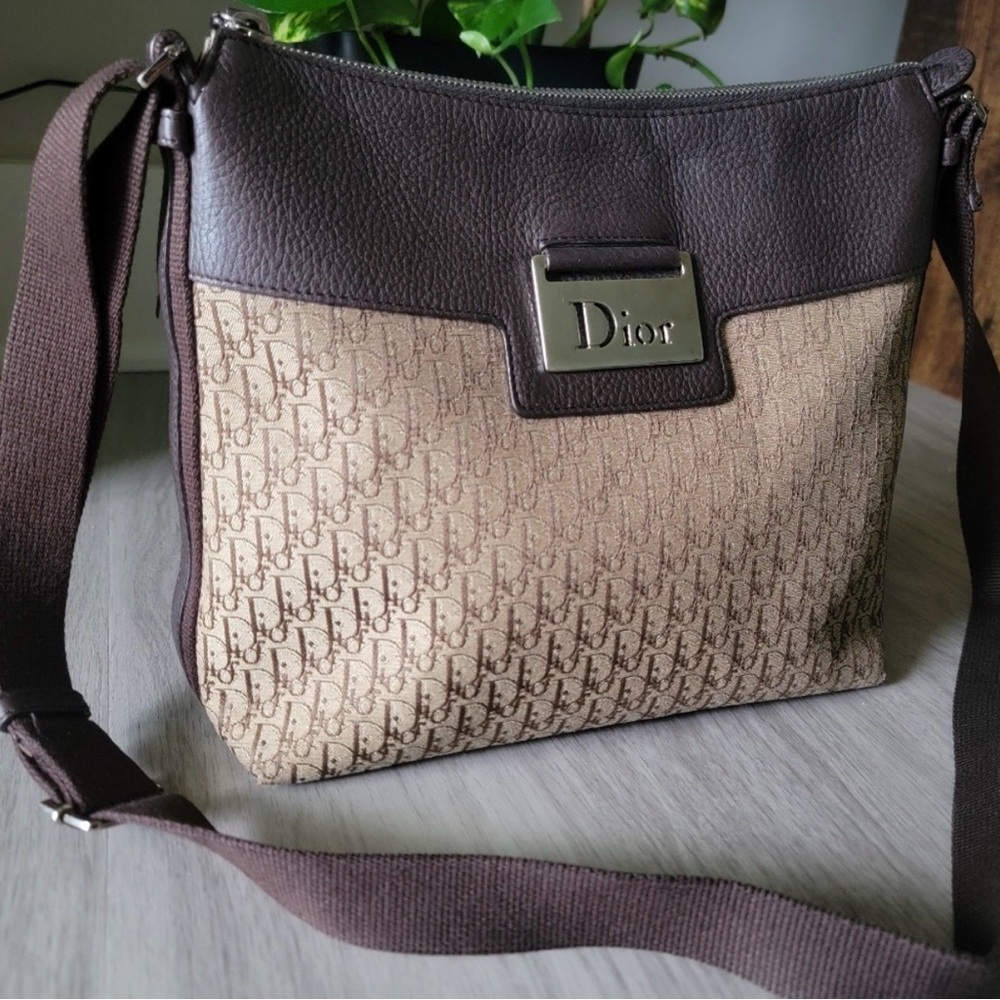 Dior Diorissimo Street Chic Crossbody Bag 💼👜❤️